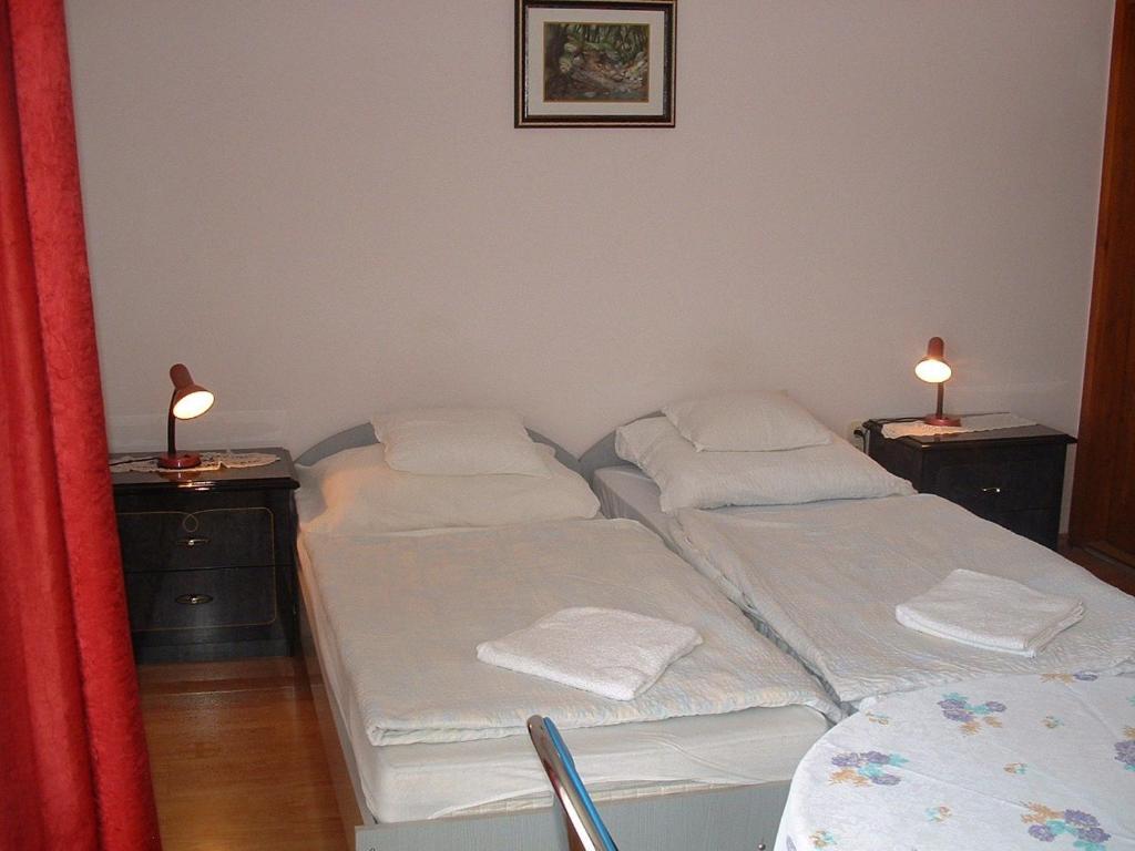 Apartmanhaz Cedrus 8 Zalakaros Oda fotoğraf